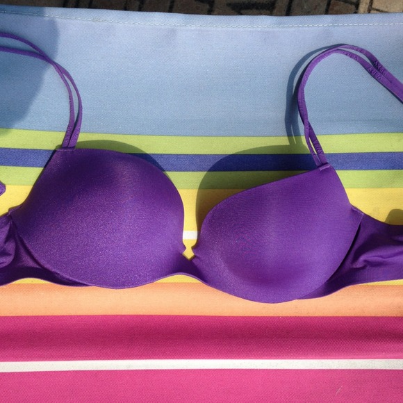 💢SOLD💢VS 34A purple padded very sexy demo