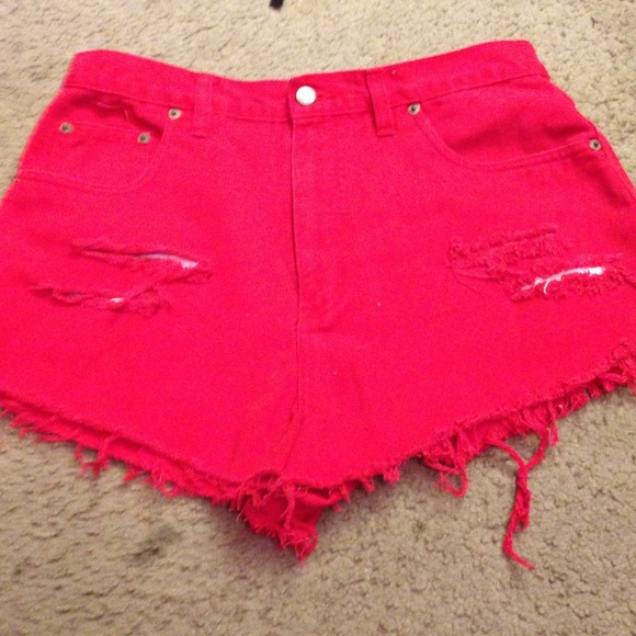 🌟TRADED🌟 Red Vintage High Waisted Shorts
