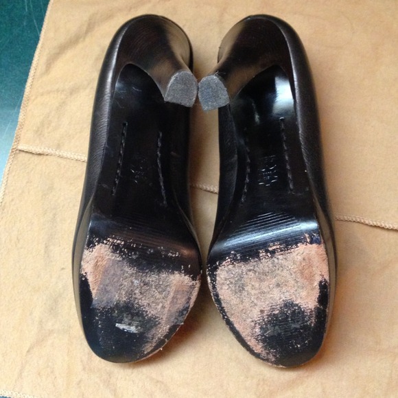 Shoes - Picture 4 of 4