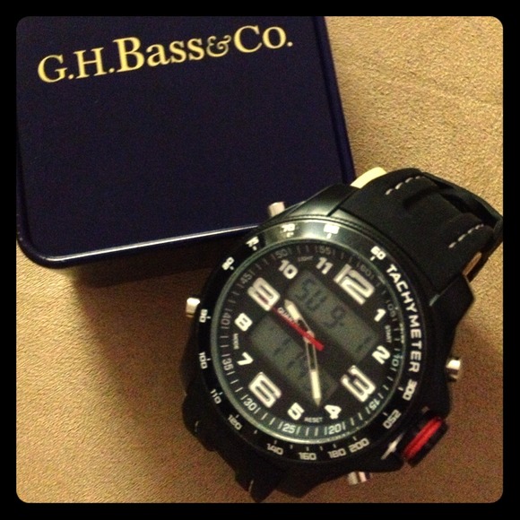 G.H. Bass Co. Accutime Digital-analog Watch