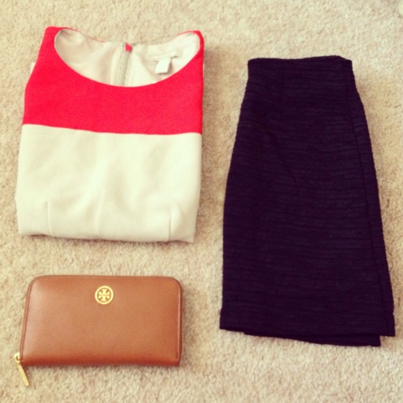 Forever21 Fitted Skirt
