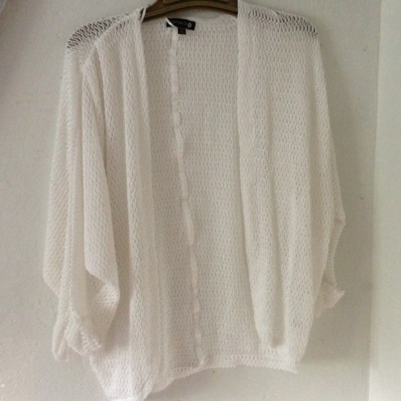 **SOLD** Knitted cardigan