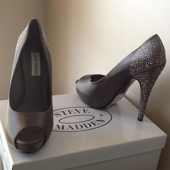 Steve Madden heels