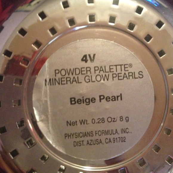 Physicians Formula - Picture 3 of 3
