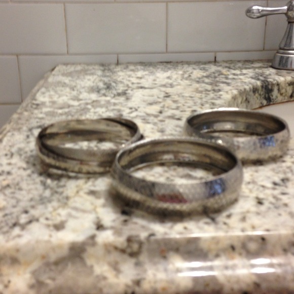 Sold-Silver bangle set - Picture 3 of 3