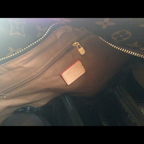 🎈Sold🎈⭐⭐⭐purse - Picture 4 of 4