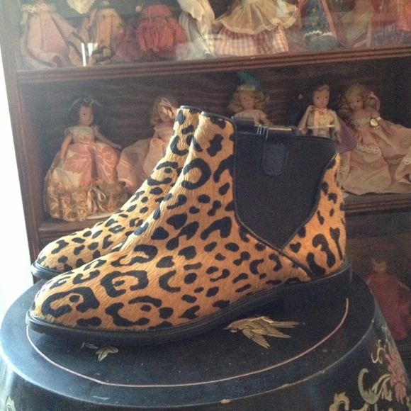 SOLD And On Hold for narflyrem