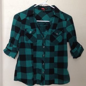 Green plaid elbow button-up
