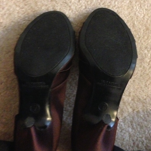 SOLD: Brown Satin Shoes - Picture 3 of 3