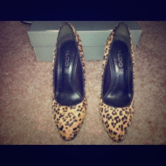 REDUCED Aldo Leopard Pumps