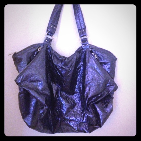Navy blue Steve Madden purse