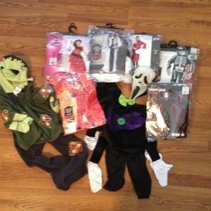 8  Halloween costumes for Children📌On Hold📌