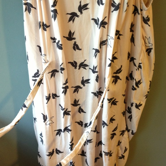 🔴SOLD🔴 Bird print dress - Picture 4 of 4