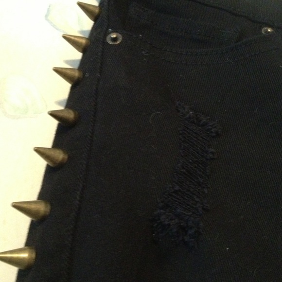 Nwot spiked torn shorts - Picture 2 of 4