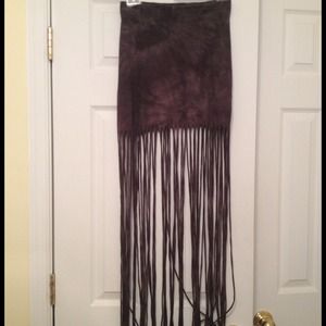 Grey fringed skirt