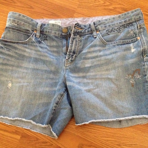 Gap shorts