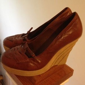 Steve Madden wedges never worn