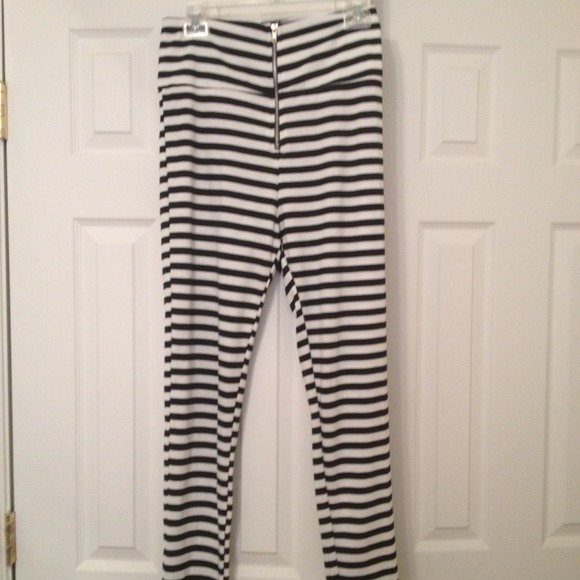 High waisted leggings