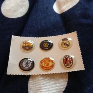 Soccer team home buttons