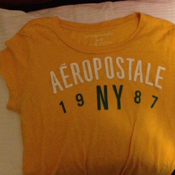 Aeropostale t-shirt