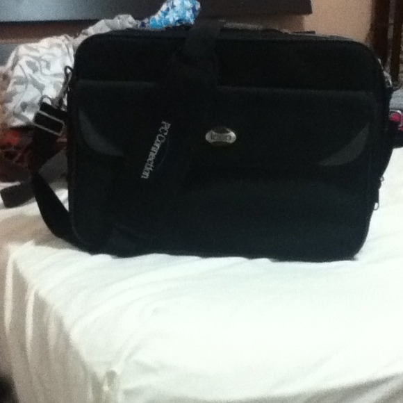 black laptop bag
