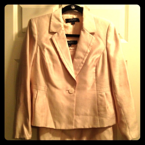 Kasper Suit: skirt, sleeveless shell, & jacket