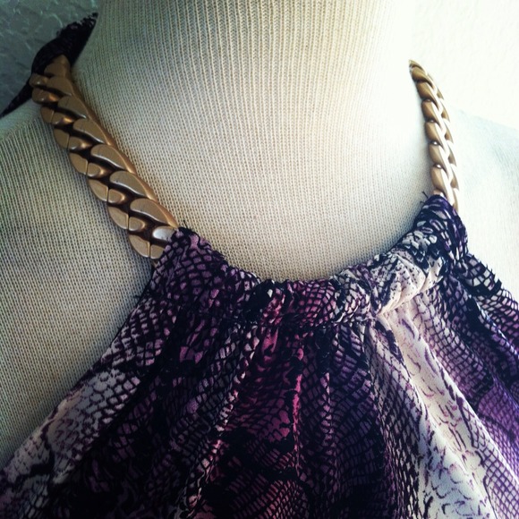 *NWT* Golden Chain Halter - Purple Snakeskin ๐ - Picture 3 of 4