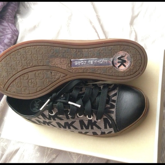 🚫SOLD🚫 - Picture 2 of 3