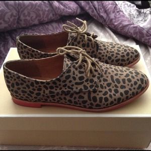 Dolce Vita Oxfords!