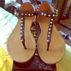 Black sandals with gold studs & maxi skirt