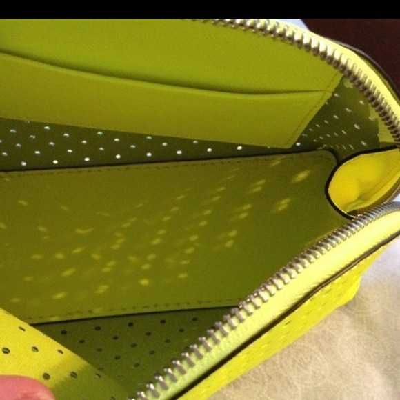 Michael Kors neon yellow cosmetic bag - Picture 3 of 4