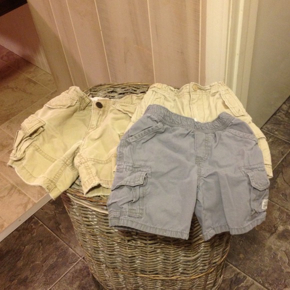 ⚓Bundle of boys cargo shorts⚓