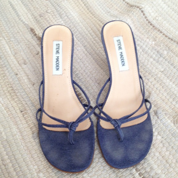 Steve Madden jean pump