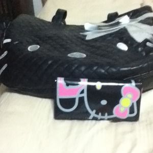 " SOLD" Hello kitty purse and wallet