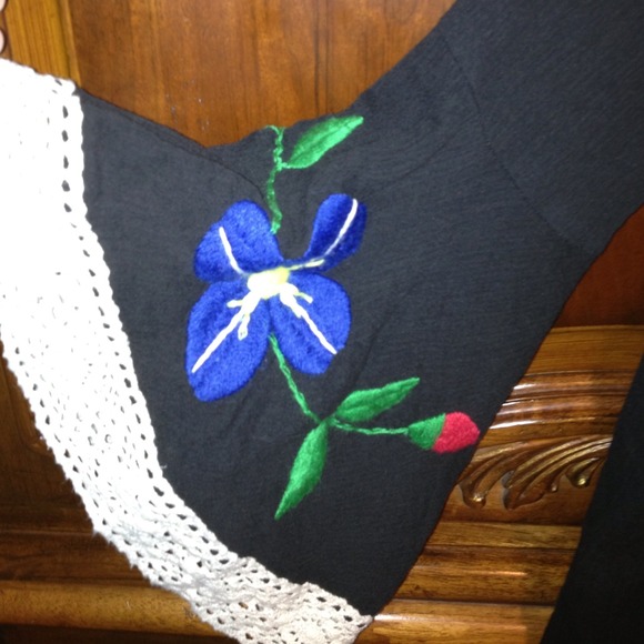 Va Va by Joy Han - Picture 2 of 3