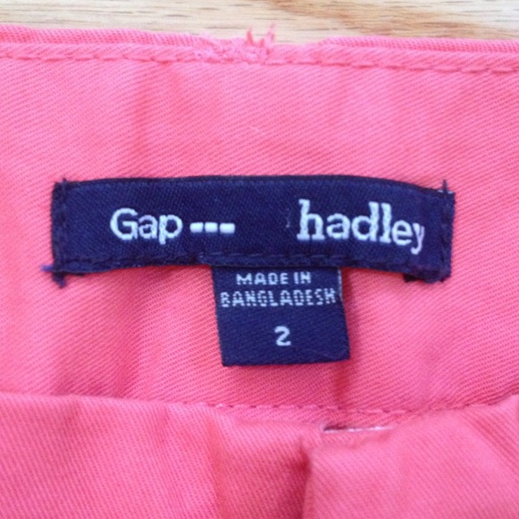 Gap Bermuda Shorts - Picture 3 of 3
