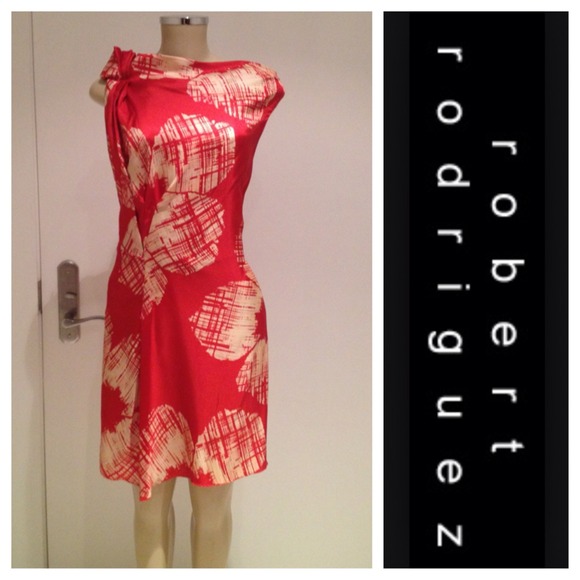 Robert Rodriguez Dresses & Skirts - 🎉HOST PICK🎉ROBERT RODRIGUEZ SILK WRAP DRESS.