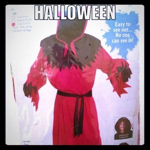 NEW Halloween costume size large boys size. 12-14