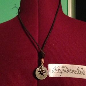 Hollister bird necklace