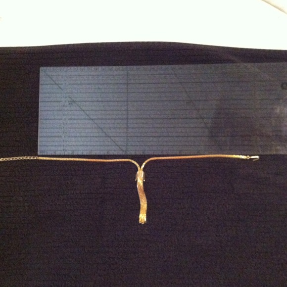 Vintage Costume Jewelry Choker - Picture 4 of 4