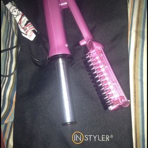 Instyler 😄comes with pouch!