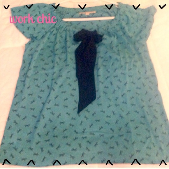 Top - Picture 2 of 3