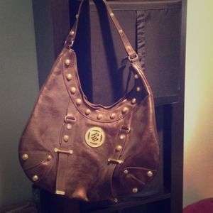 Roca wear purse