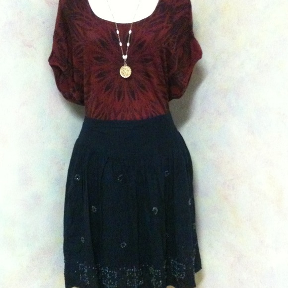 AE navy skirt with embellishments - Picture 2 of 3