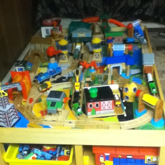 🚂🚂🚂 over 300 Thomas n trains n + destinations - Picture 2 of 4