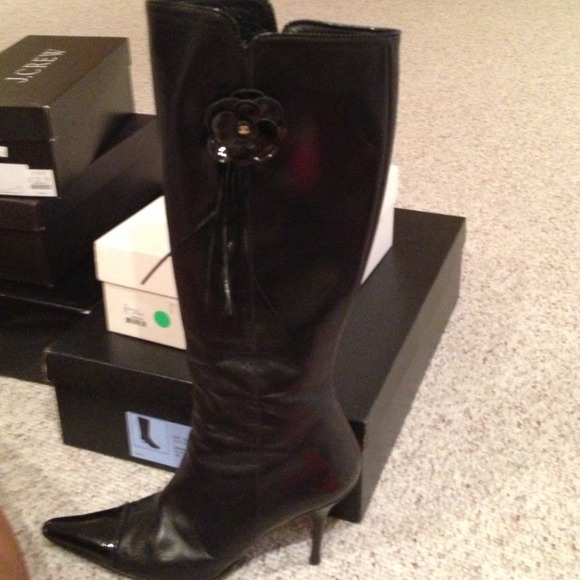 Chanel pre-loved Chanel camellia boots