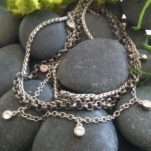 Fashion multiple chain necklace with crystals.