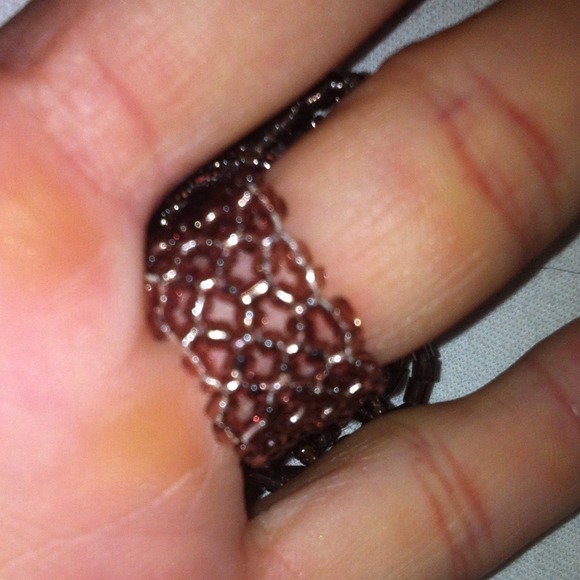 STATEMENT FLOWER RING!!! - Picture 4 of 4