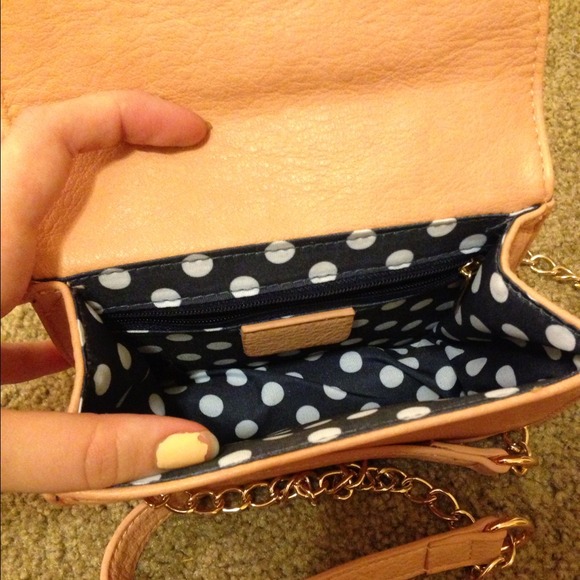 ❌SOLD in Bundle❌Studded Crossbody Small Bag - Picture 3 of 4