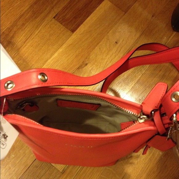 ๐ด SOLD ๐ด๐ฅAUTHENTIC BRAND NEW Coach Bag๐ฅ - Picture 2 of 4